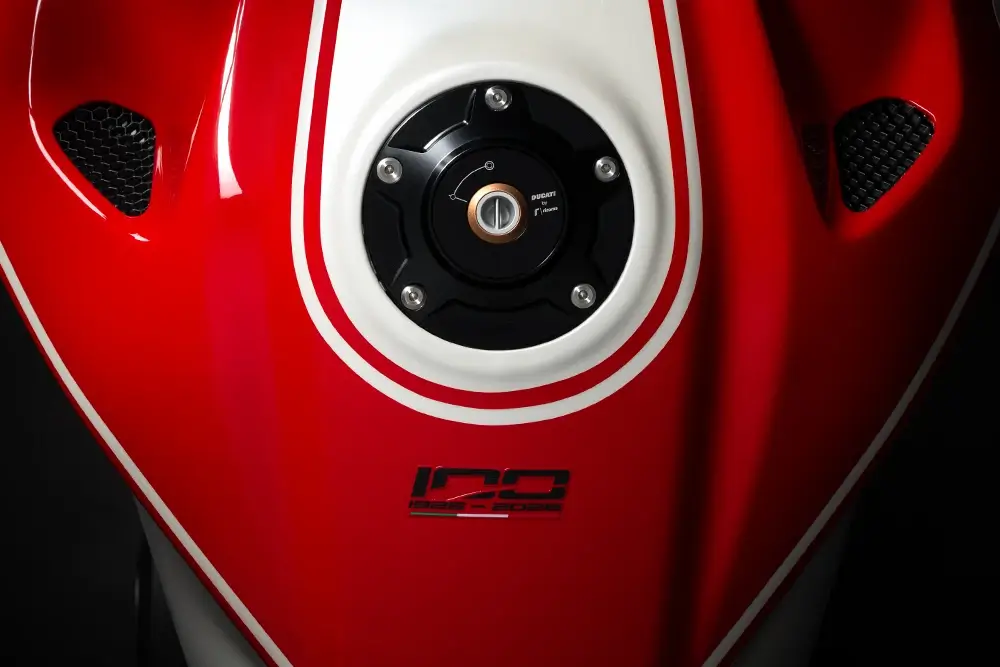 monster V2 100
