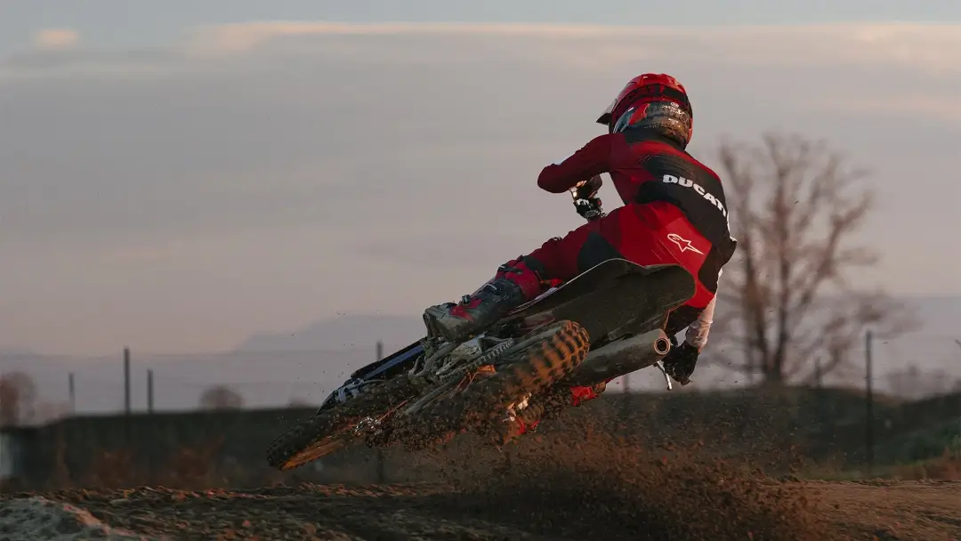 desmo450 mx factory