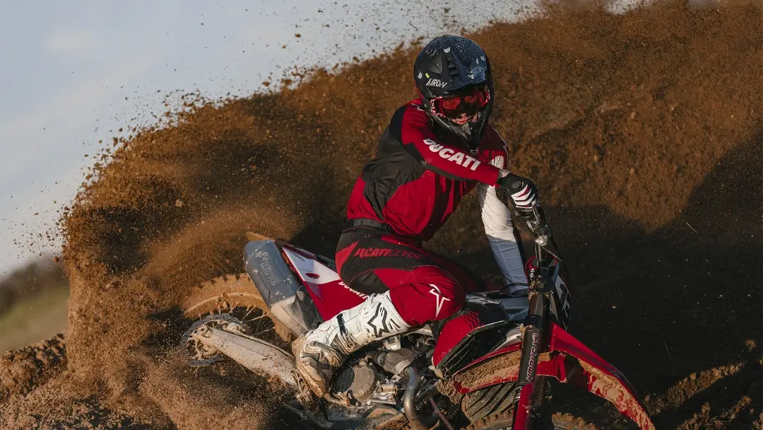desmo450 mx factory